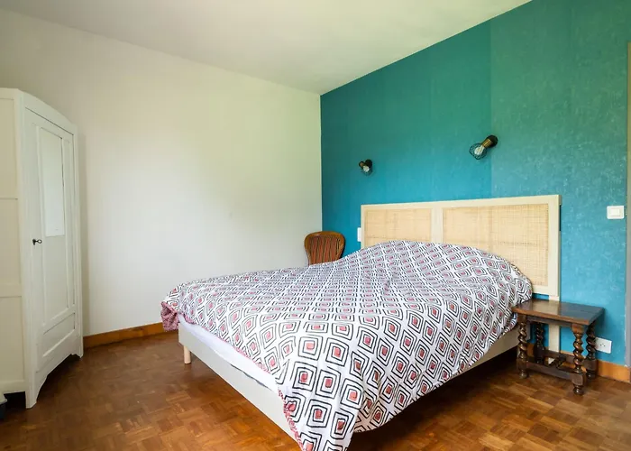 Сasa de vacaciones Maison Du Pountet By Interhome